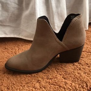 Steve Madden adelphie size 7.5 light brown